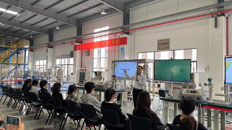 瓷砖胶粘剂C1与C2：揭秘其区别与应用